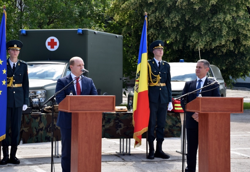 Photo: Magnus-Valdemar Saar, head of the Estonian Centre for Defence Investments, and Anatolie Nosatîi, the Minister of Defense of Moldova, presented this week in Chișinău the development plans for the Moldovan armed forces in the coming years and the role of the European Union and Estonia in this process